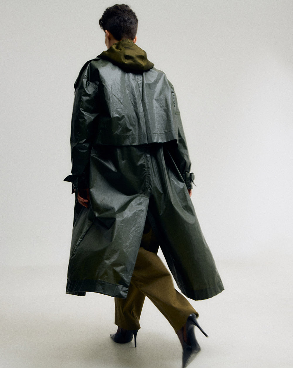 TRENCH COAT