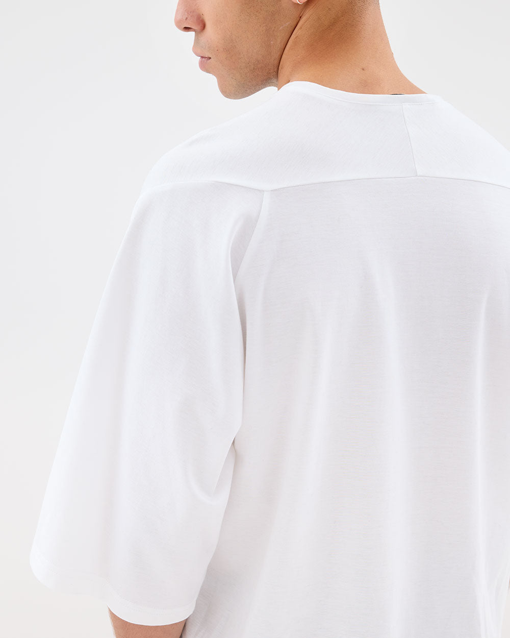 CREW NECK T-SHIRT